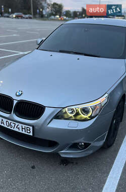 BMW 5 Series  2004