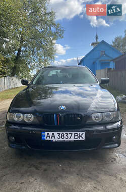 BMW 5 Series  2002
