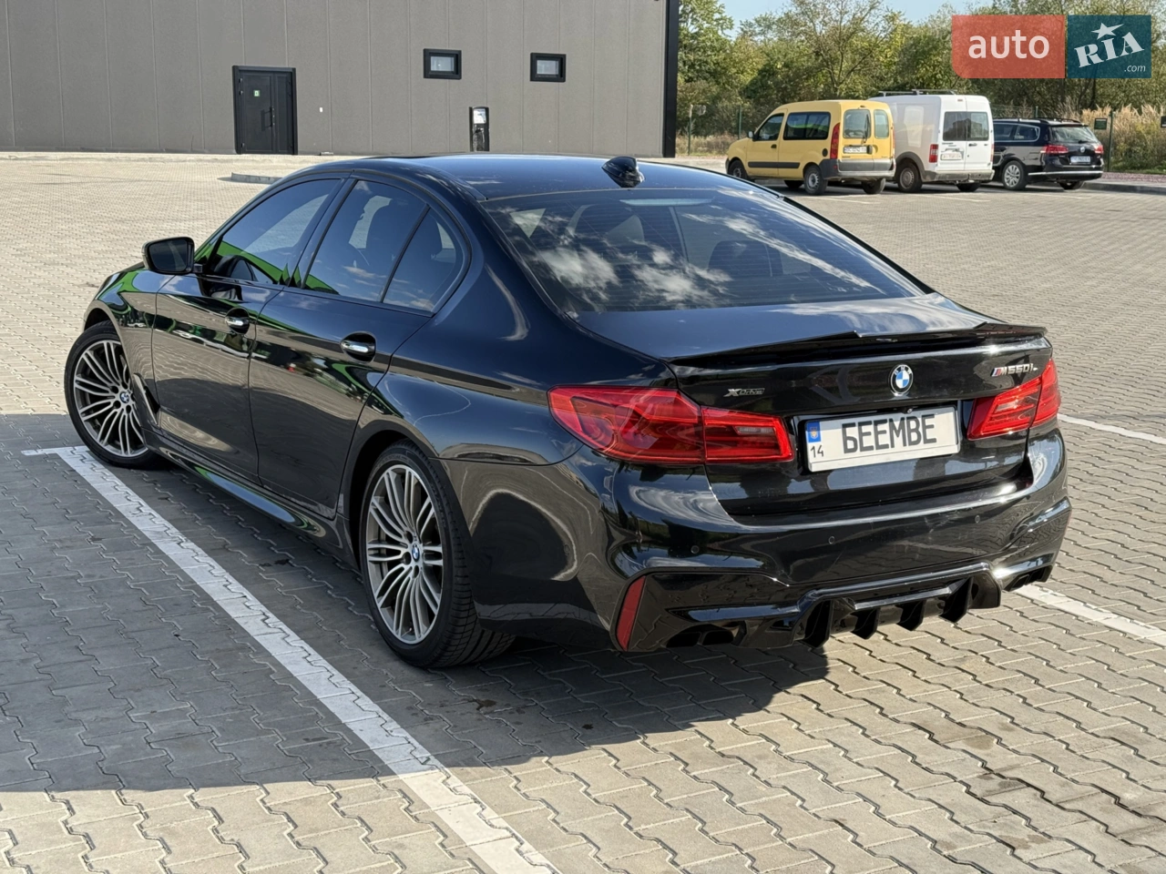 2017 BMW 5er - мініатюра 5