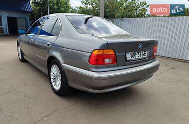 BMW 5 Series  2001