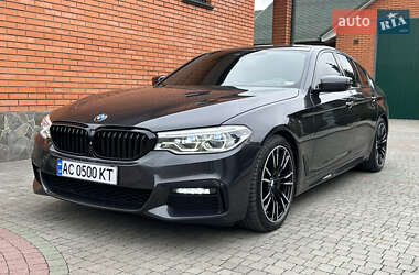 BMW 5 Series  2017