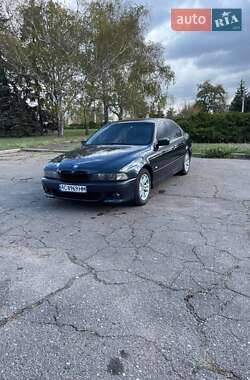 BMW 5 Series  2001
