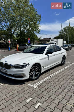 BMW 5 Series  2018