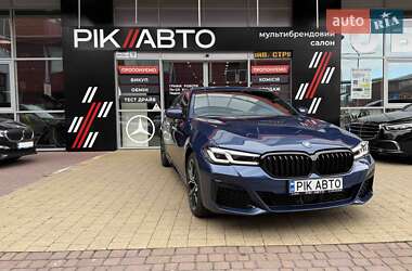 BMW 5 Series  2021