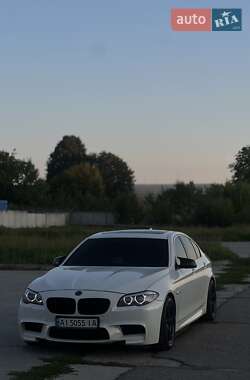 BMW 5 Series 2011