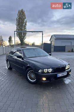 BMW 5 Series  2001