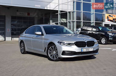 BMW 5 Series  2019