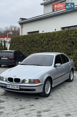 BMW 5 Series  1998