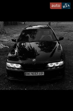 BMW 5 Series  2003