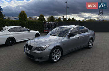 BMW 5 Series  2004