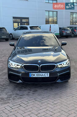 BMW 5 Series  2020