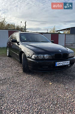 BMW 5 Series  2002