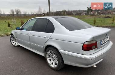 BMW 5 Series  2000