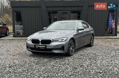 BMW 5 Series  2021