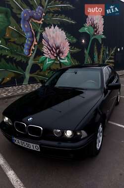BMW 5 Series  2003