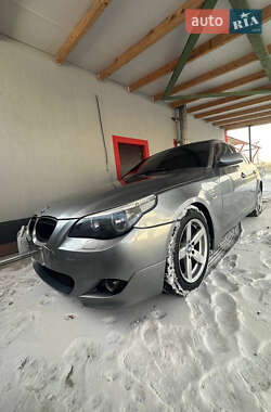 BMW 5 Series  2005