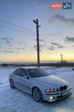 BMW 5 Series 2001