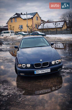 BMW 5 Series  1998