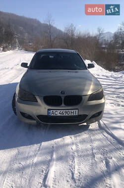 BMW 5 Series  2004