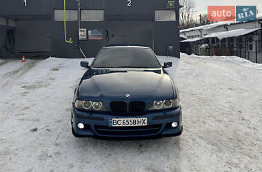 BMW 5 Series  2001