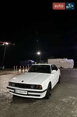 BMW 5 Series 1990