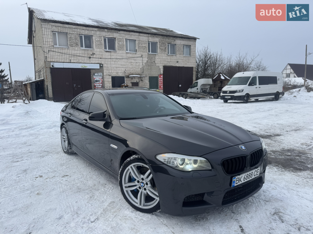 2011 BMW 5er - мініатюра 2