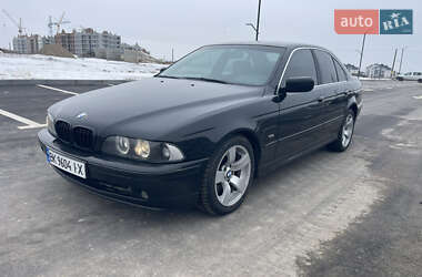 BMW 5 Series  2001