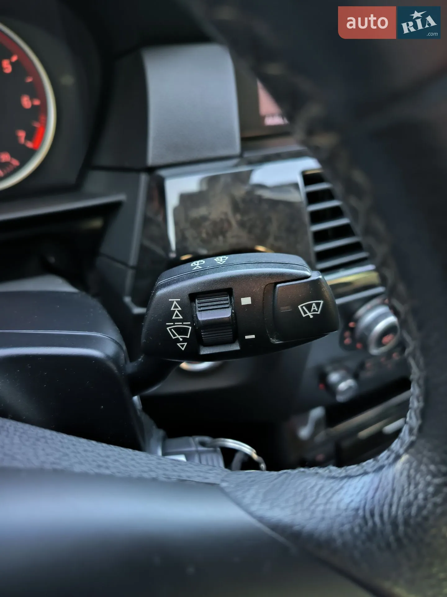BMW 5 Series 2008 VIN WBAPU31090CT78901 фото оголошення 29 з 35