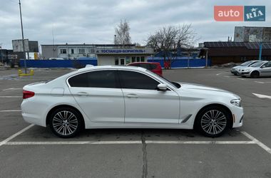 BMW 5 Series  2019