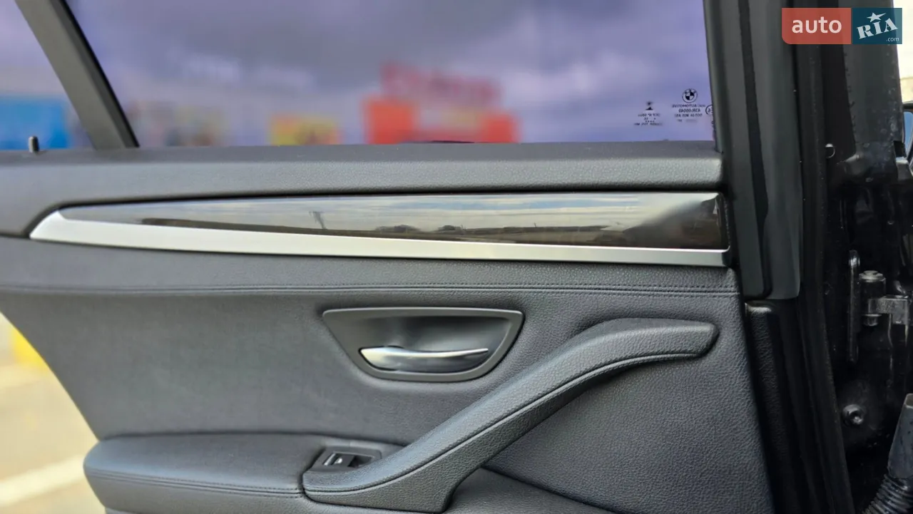 2015 BMW 5er - мініатюра 3
