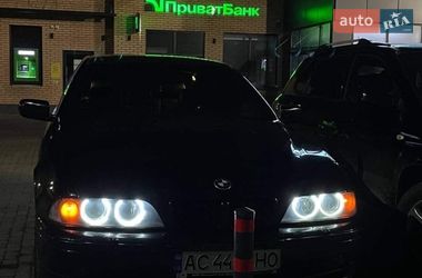 BMW 5 Series  2001