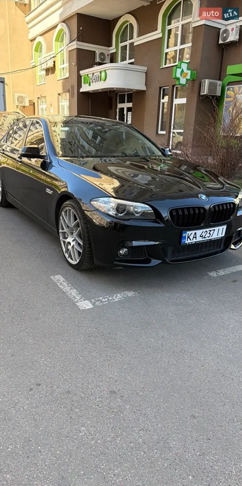2013 BMW 5er - мініатюра 2