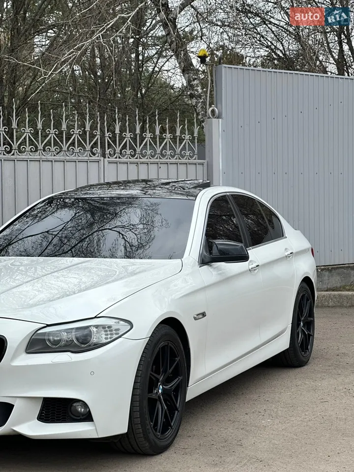 2010 BMW 5er - мініатюра 5