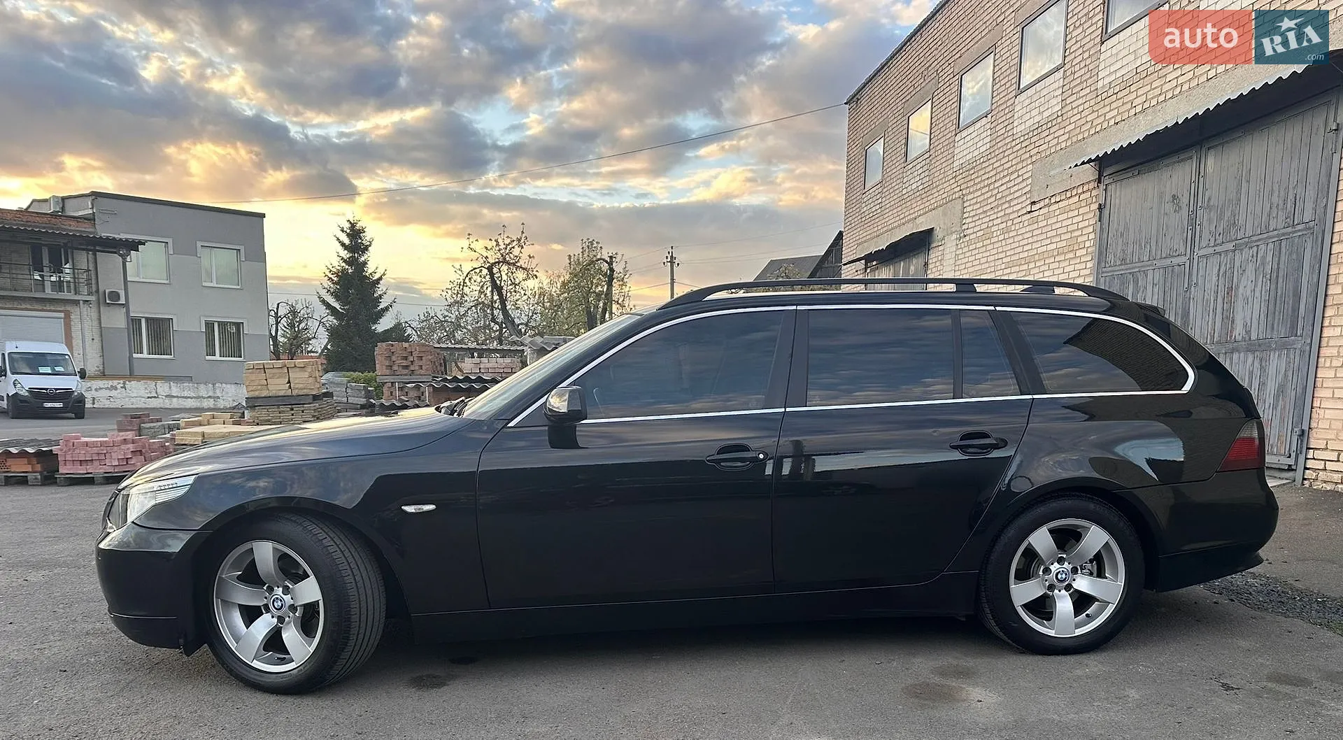 Bmw 520 2006 VIN WBANJ31060CP85588 фото оголошення 6 з 22