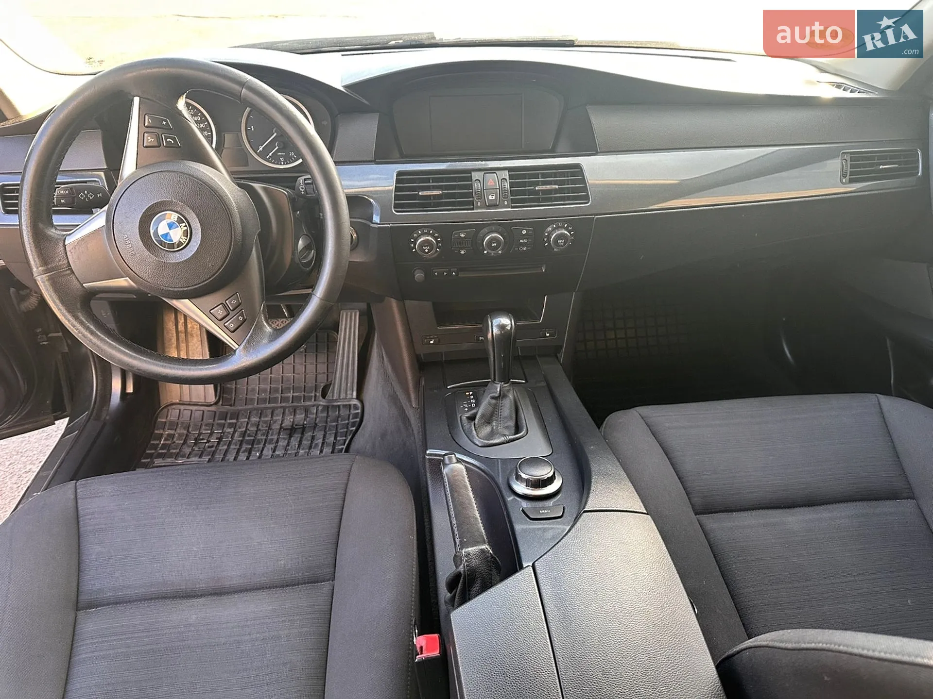 Bmw 520 2006 VIN WBANJ31060CP85588 фото оголошення 11 з 22