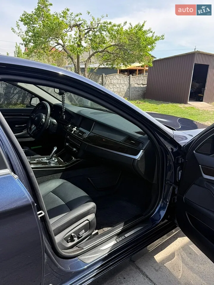 2015 BMW 5er - мініатюра 2