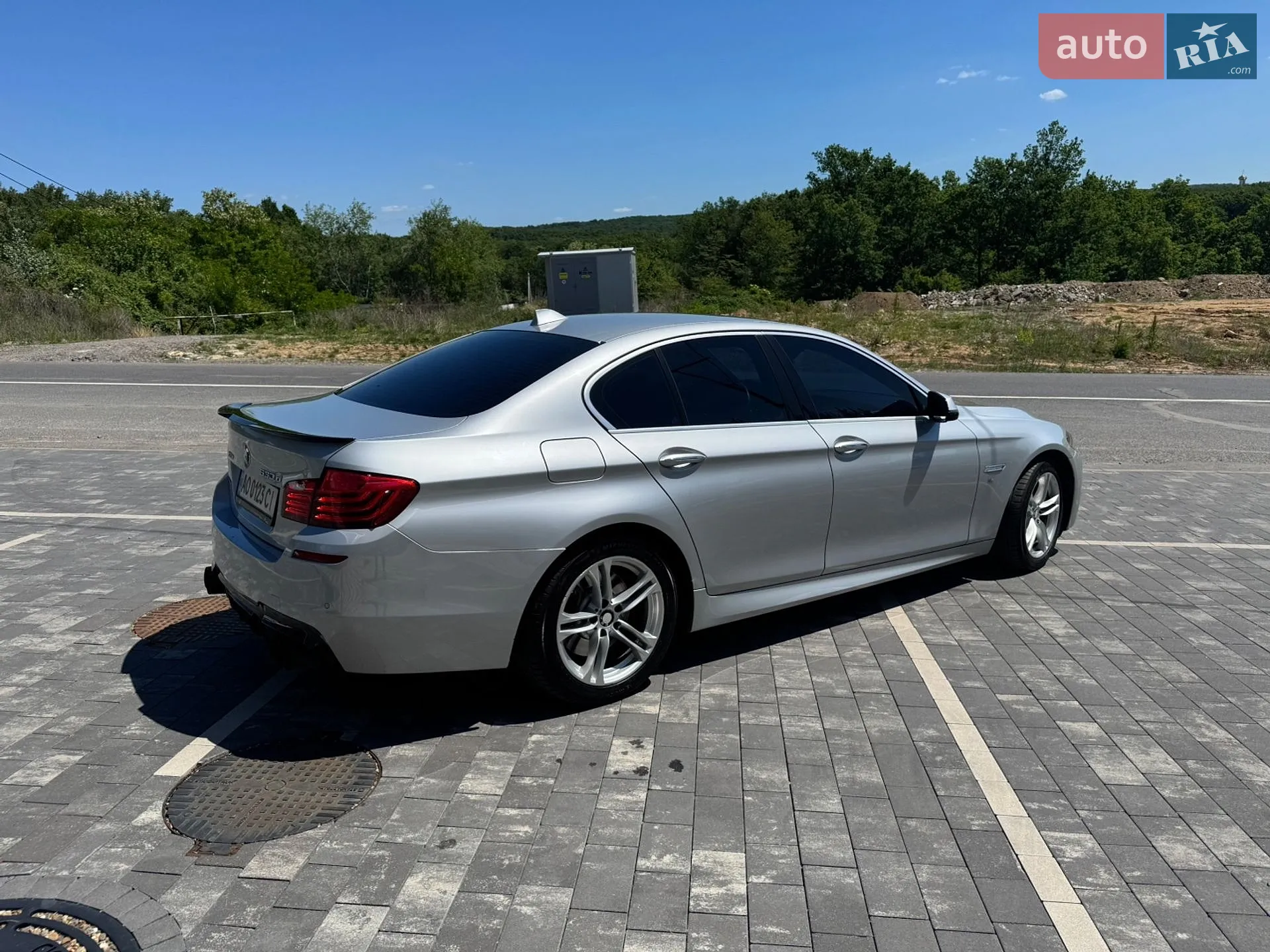 BMW 5 Series 2016 VIN WBA5D31070GV84119 фото оголошення 4 з 17