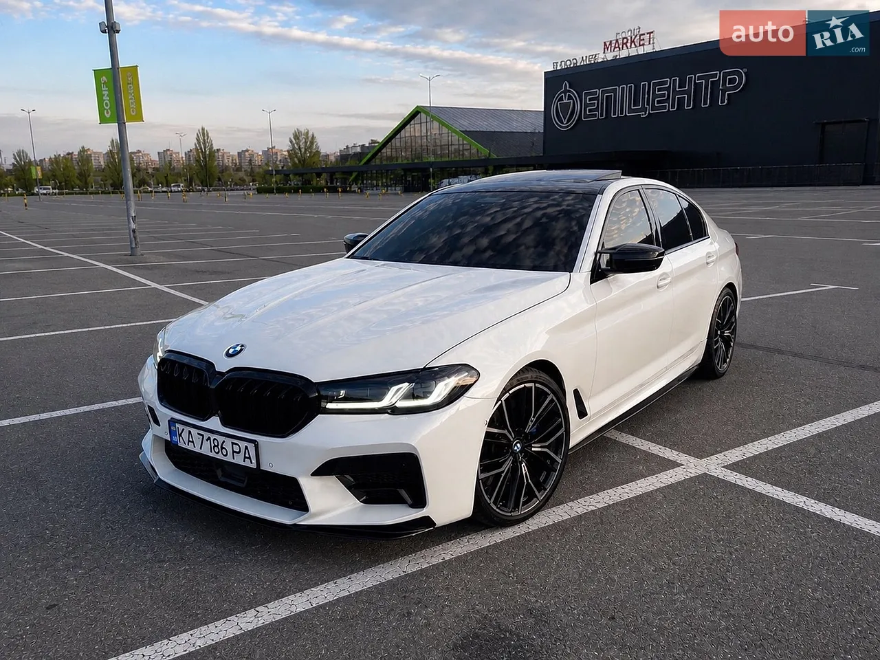 2020 BMW 5er - мініатюра 4