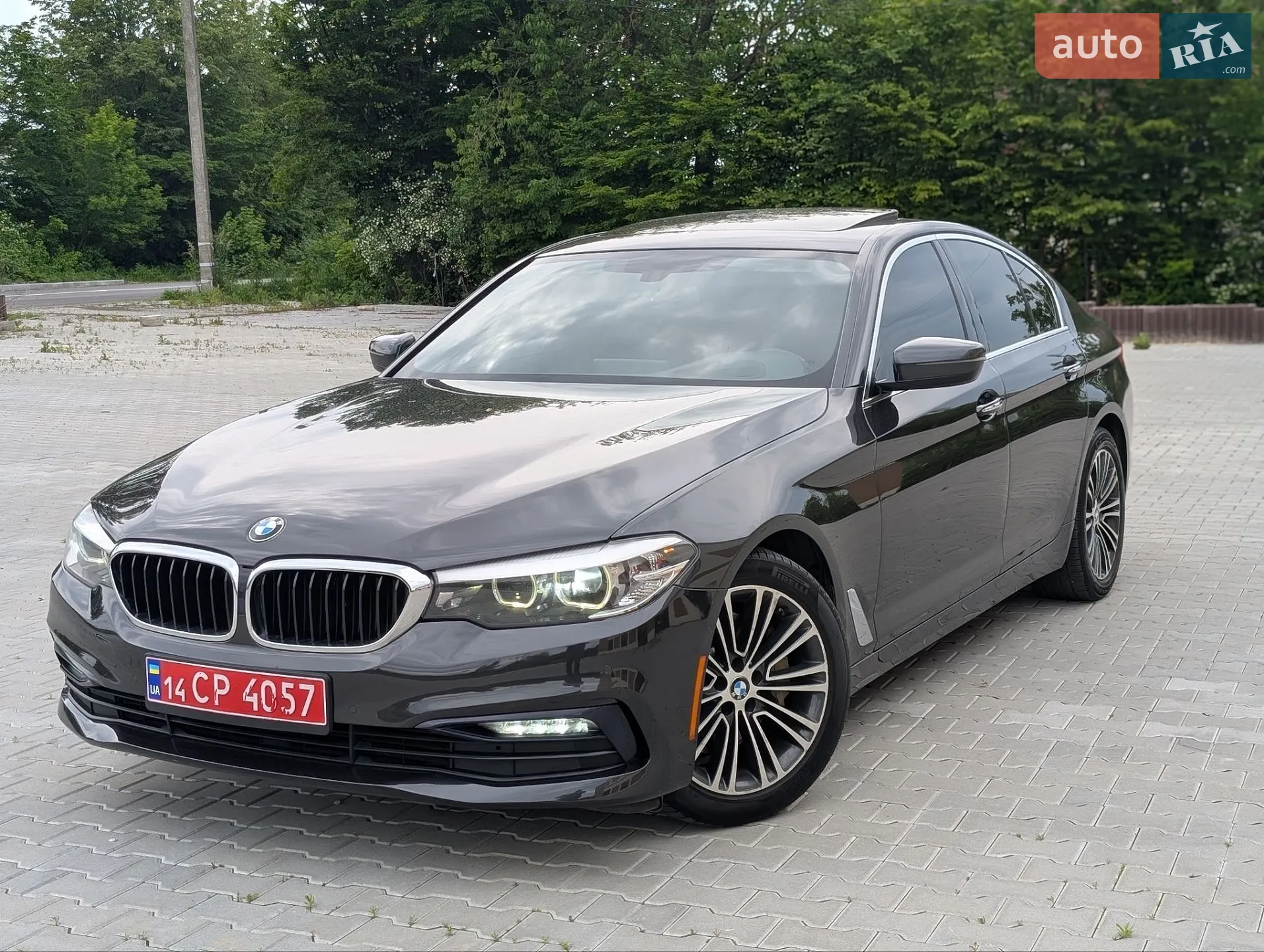 BMW 5 Series 2017 VIN WBAJA5C35HG894016 фото оголошення 14 з 68