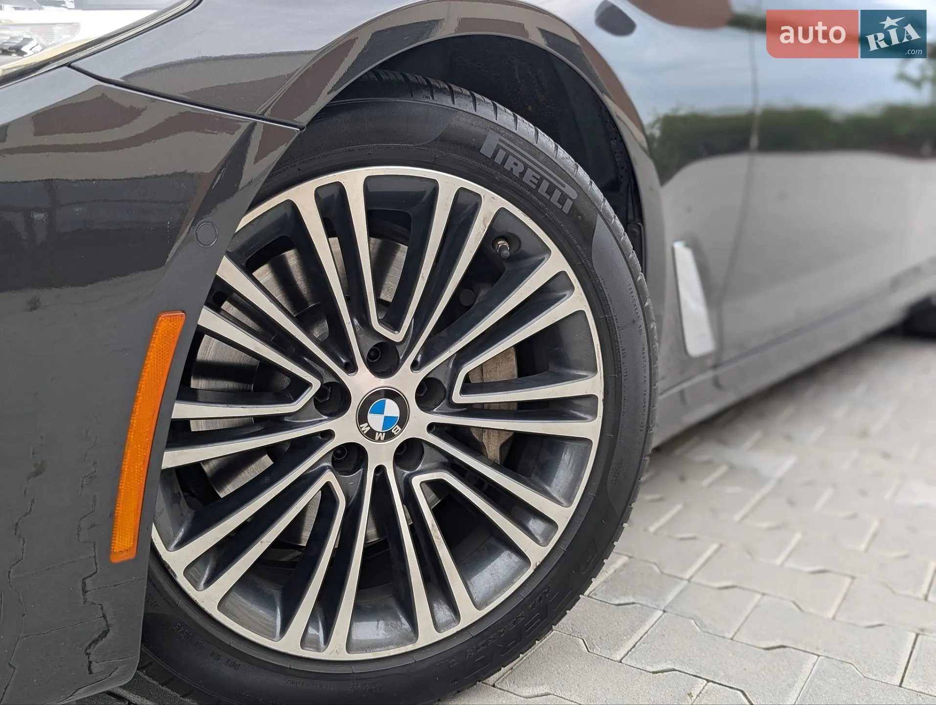 BMW 5 Series 2017 VIN WBAJA5C35HG894016 фото оголошення 16 з 68