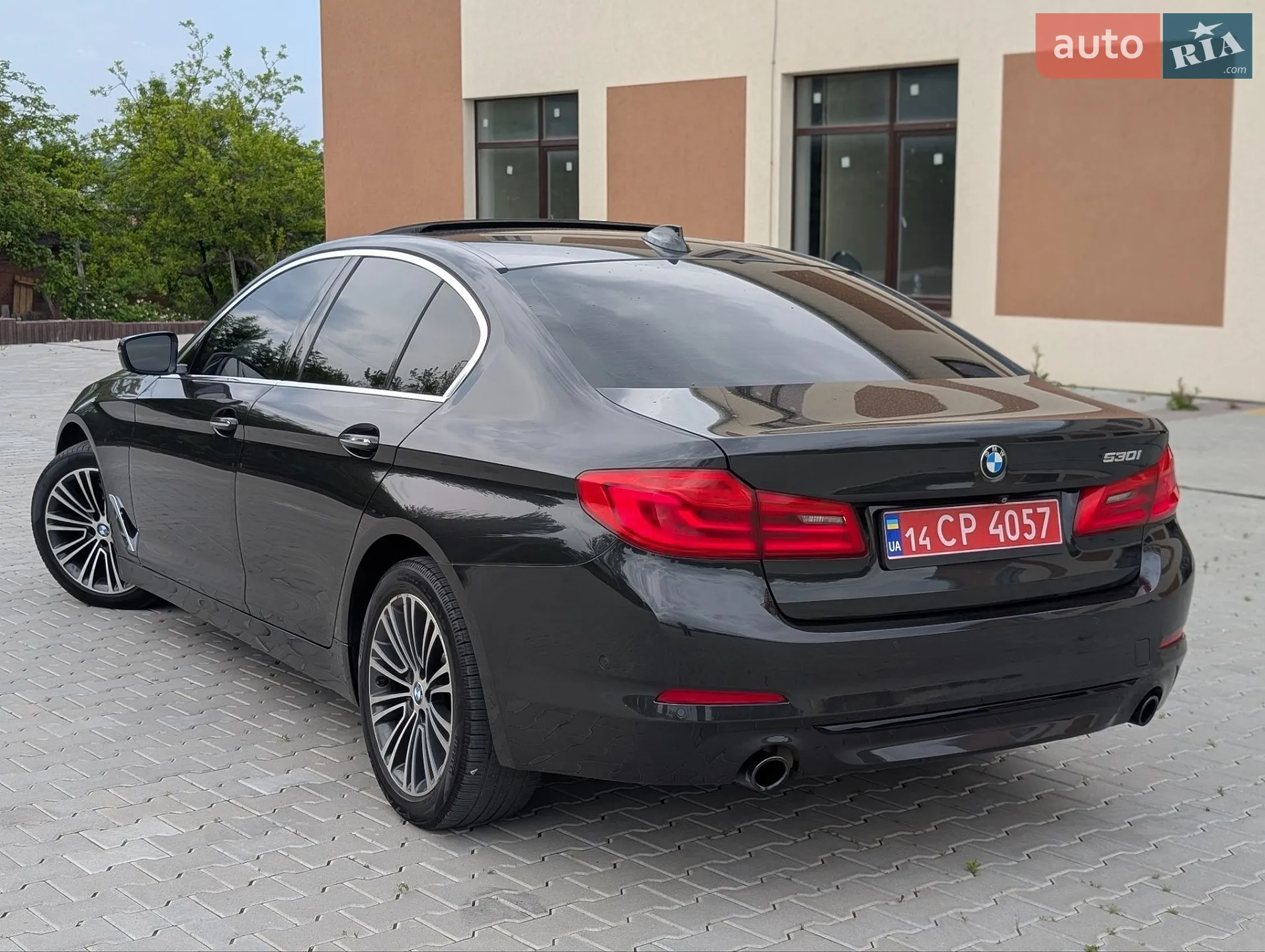 BMW 5 Series 2017 VIN WBAJA5C35HG894016 фото оголошення 17 з 68