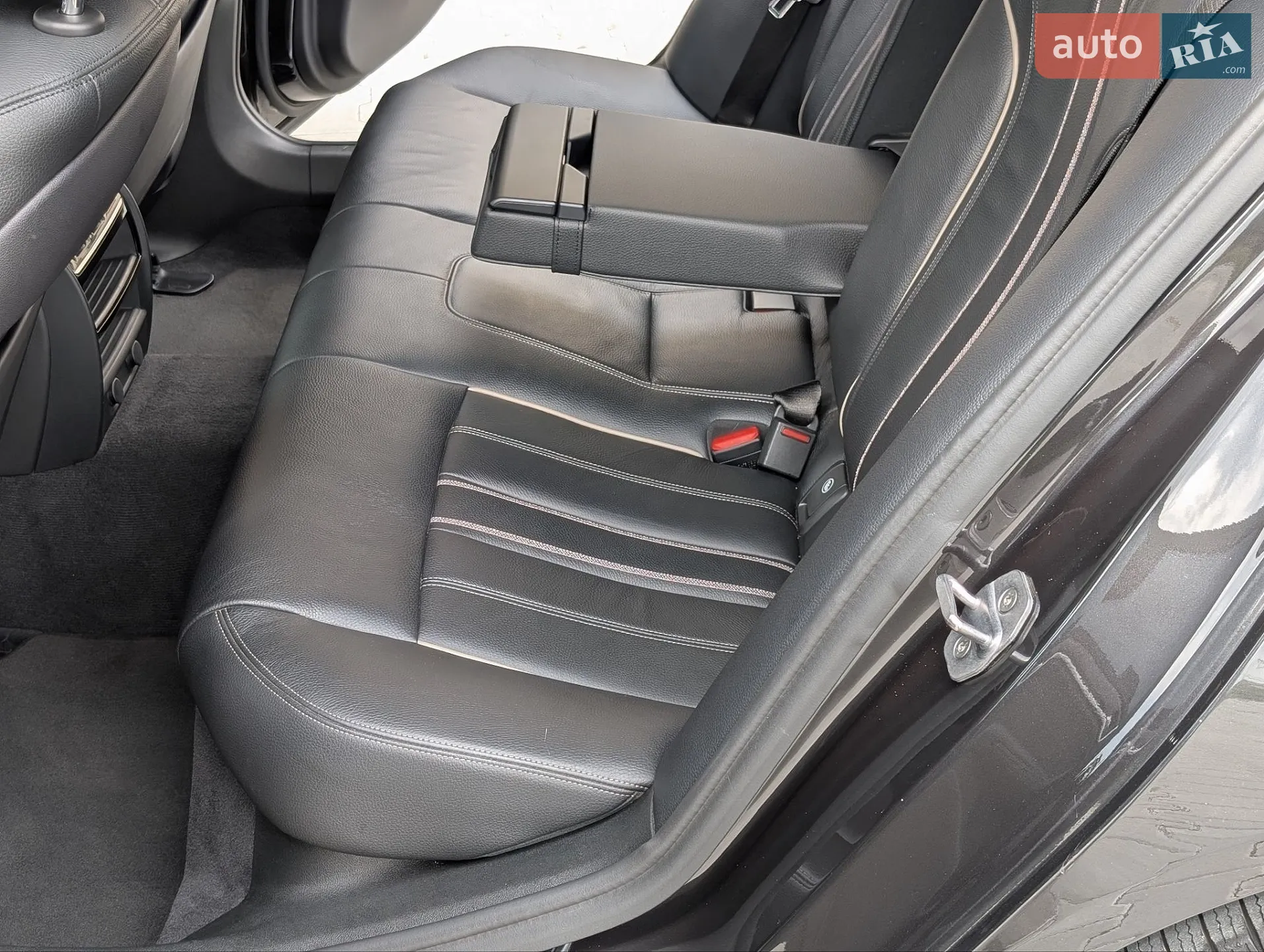 BMW 5 Series 2017 VIN WBAJA5C35HG894016 фото оголошення 41 з 68