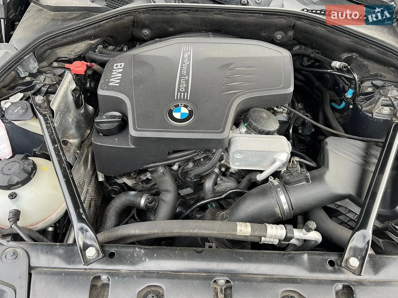 2012 BMW 5er - мініатюра 3
