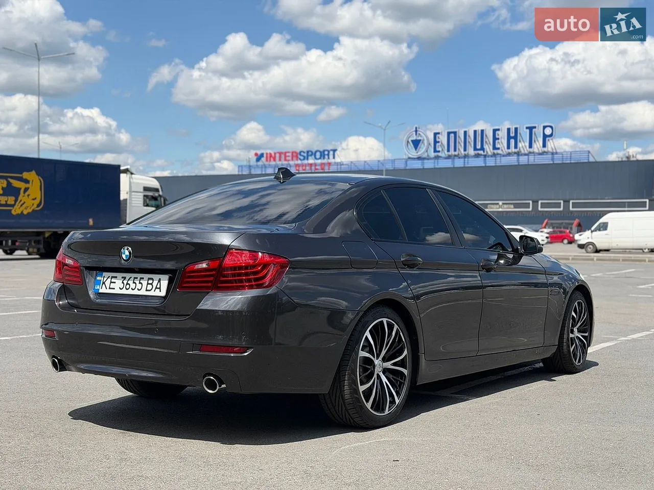2016 BMW 5er - мініатюра 5
