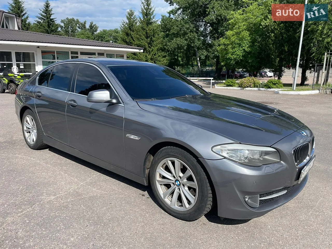 2010 BMW 5er - мініатюра 2