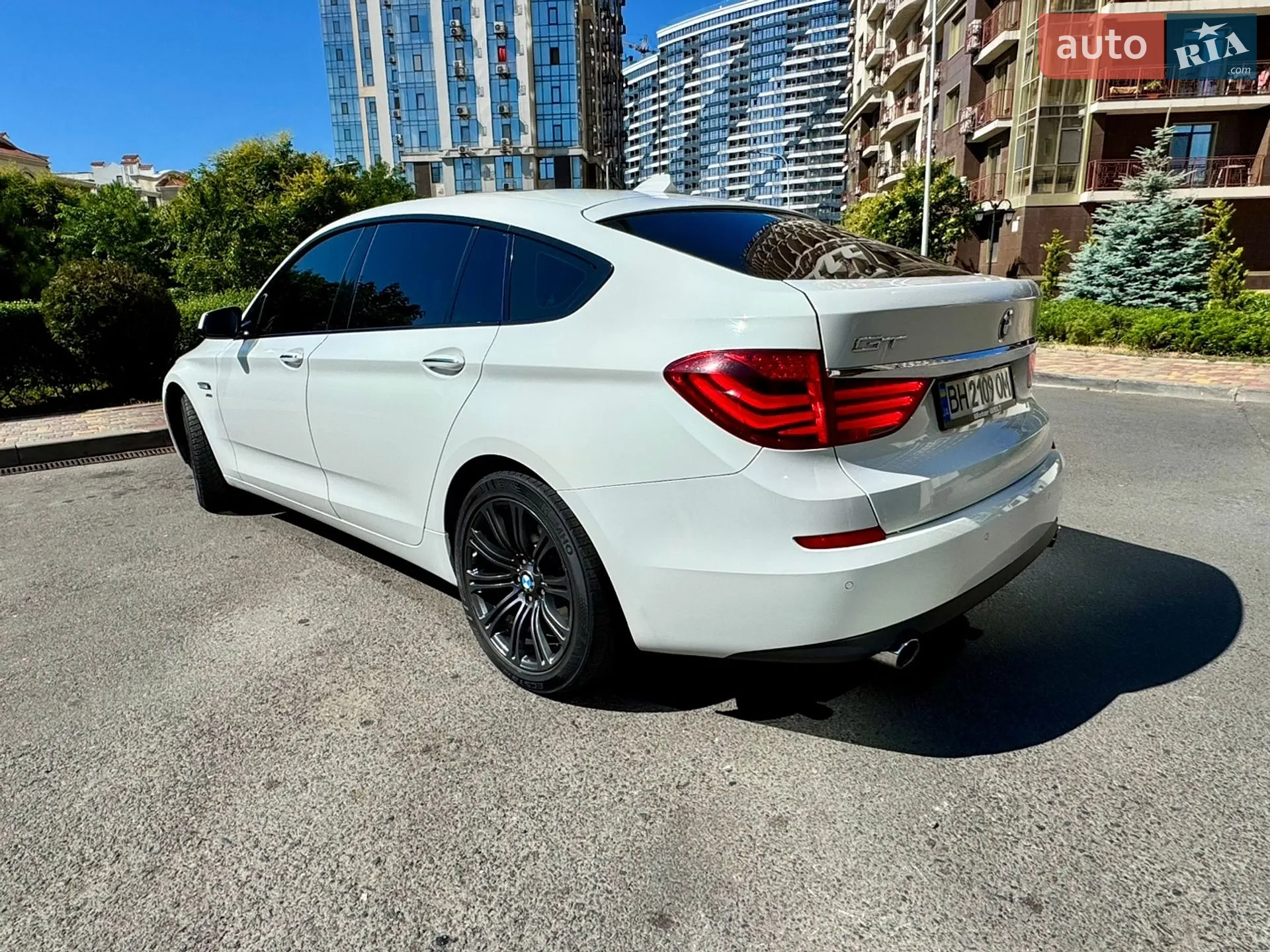 BMW 5 Series 2011 VIN WBASP2C55BC337446 фото оголошення 2 з 5
