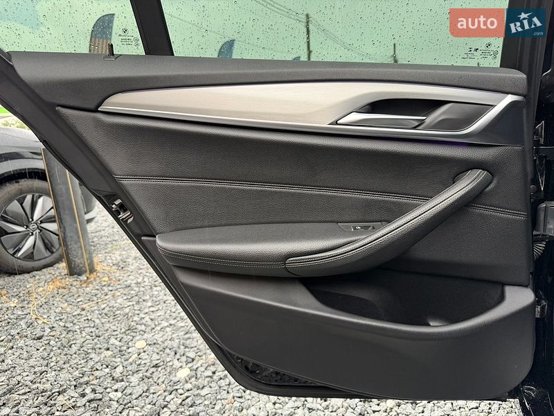 Седан BMW 5 Series 2018 в Стрые
