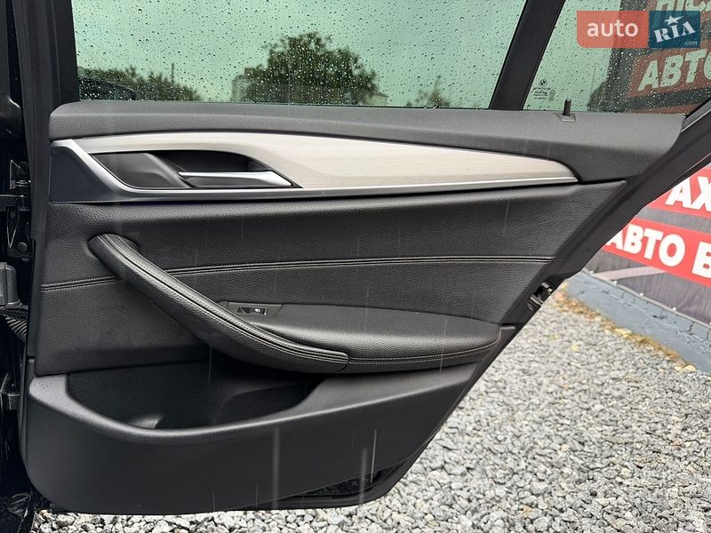 Седан BMW 5 Series 2018 в Стрые