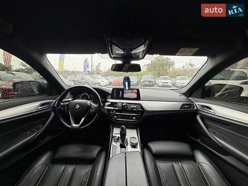 Седан BMW 5 Series 2018 в Стрые