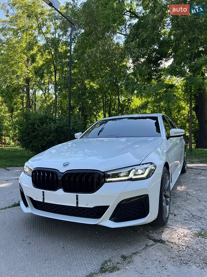 2020 BMW 5er - мініатюра 2